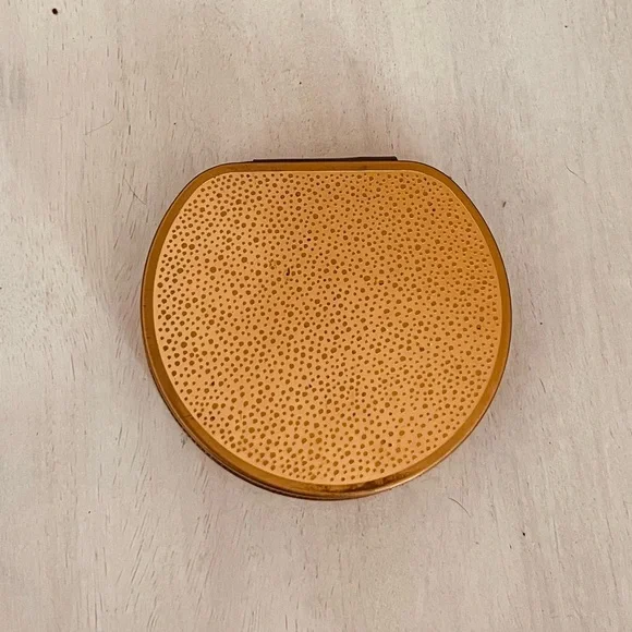 Vintage Gold Compact with Rooster Design - Picture 2 of 6